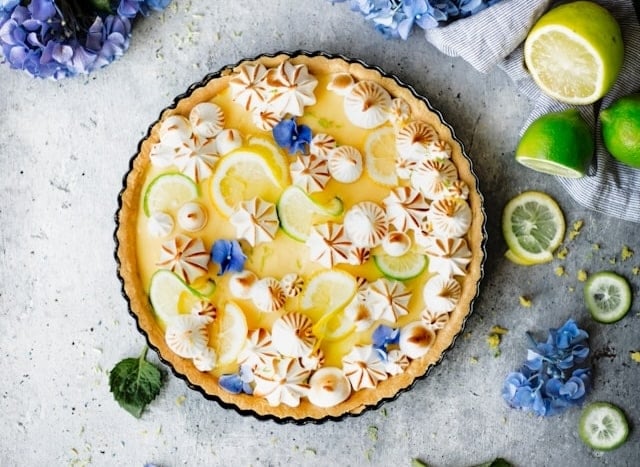 A lemon lime meringue pie being used an example of image SEO,
